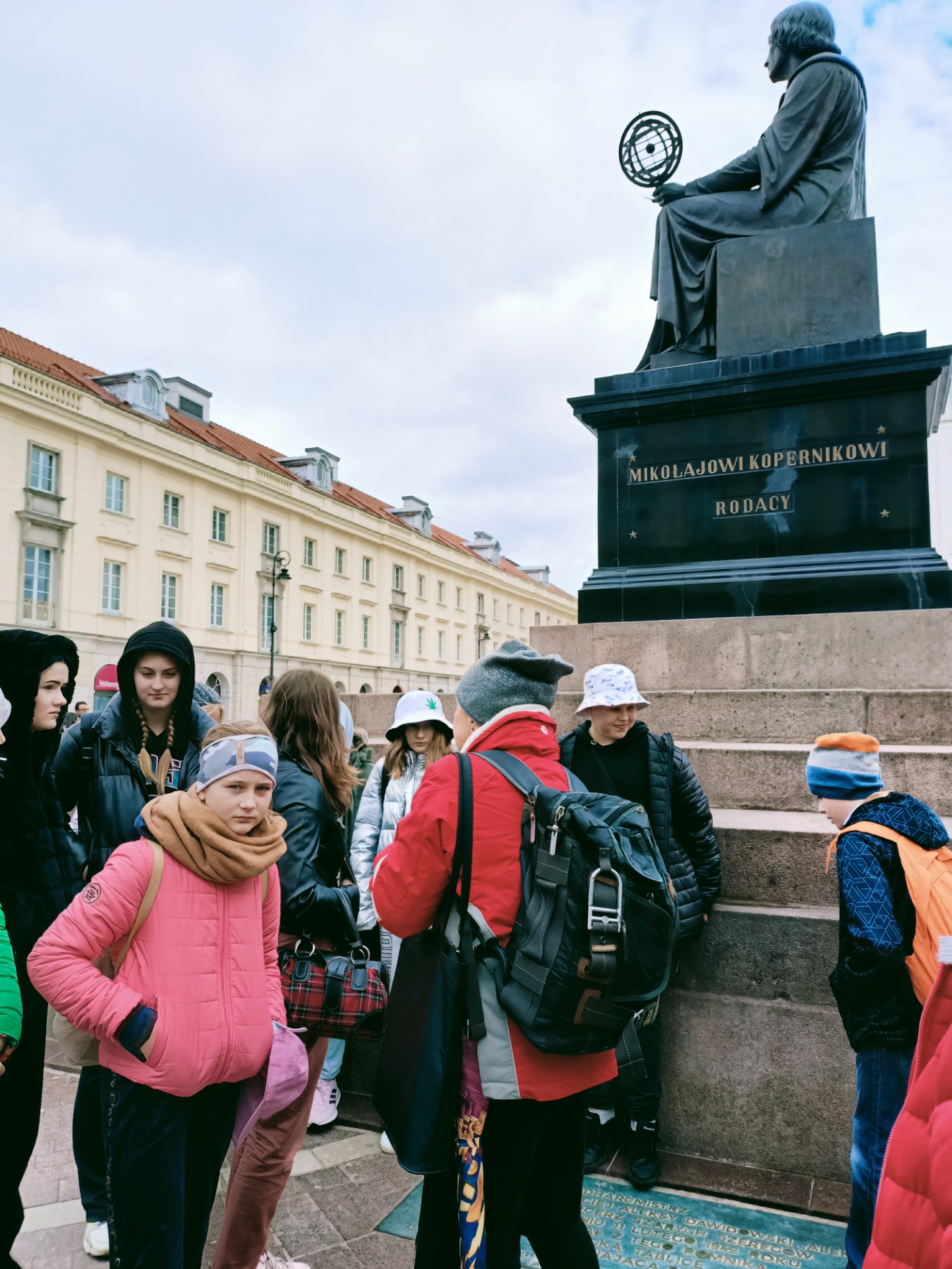 Wycieczka edukacyjna do Warszawy: SZLAKIEM BOHATERÓW „KAMIENI NA SZANIEC”